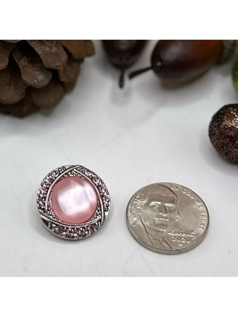 Ginger Snap #23 - “Pearly Pink Round Snap W/ Pink Stones” For 18mm Snap Jewelry